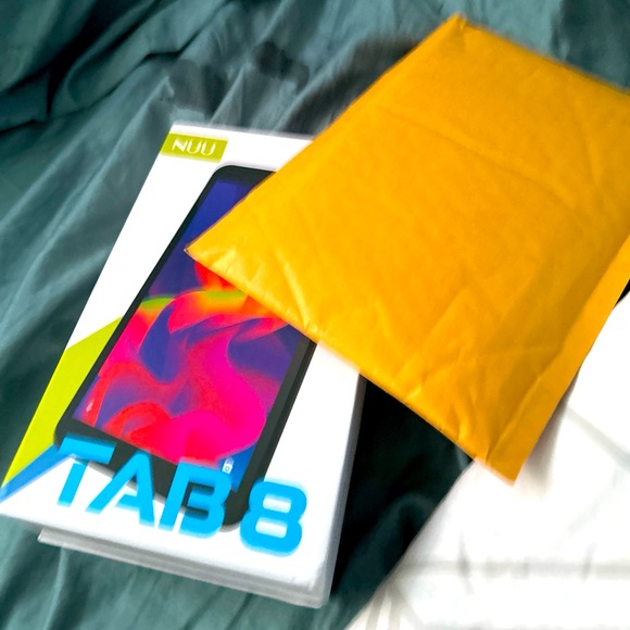 Meet your Posher, Kimberly - Picture 1 of 8